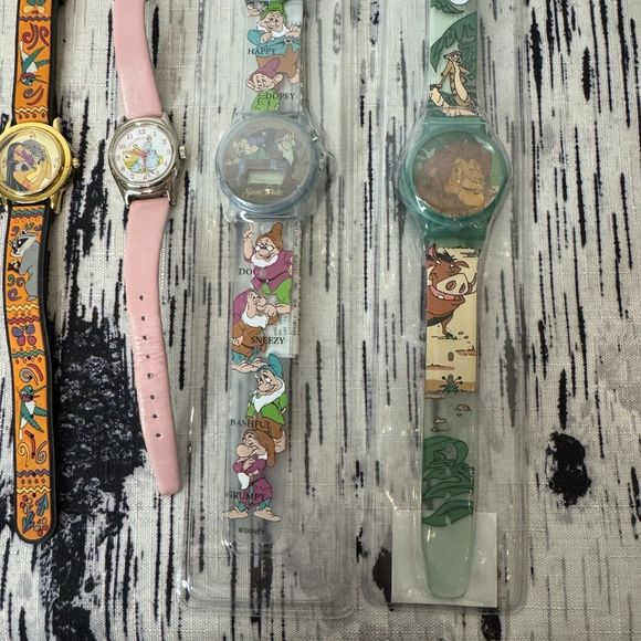 Lot Of 7 Disney Store Watches Vintage Untested Donald Duck Pocahontas Snow White - Picture 8 of 9